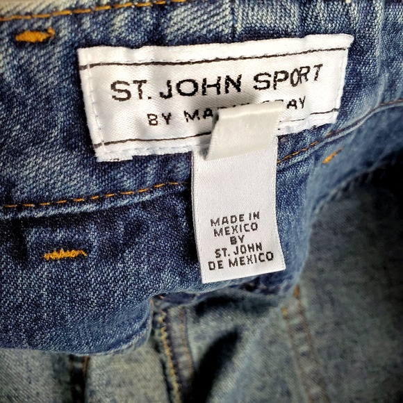 St. John Sport Blue Denim Size 8 Straight Leg High Rise Jeans Lux Retro Stretch - Picture 2 of 9